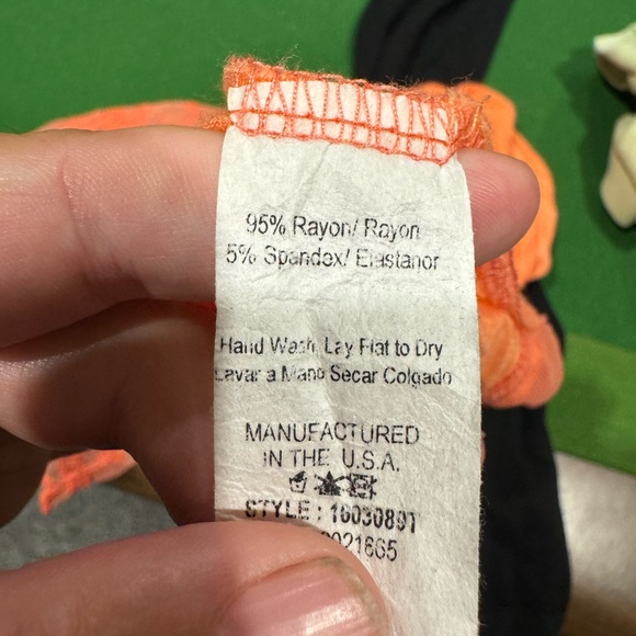 Silver Icing / coral silver icing tank top - Picture 6 of 6